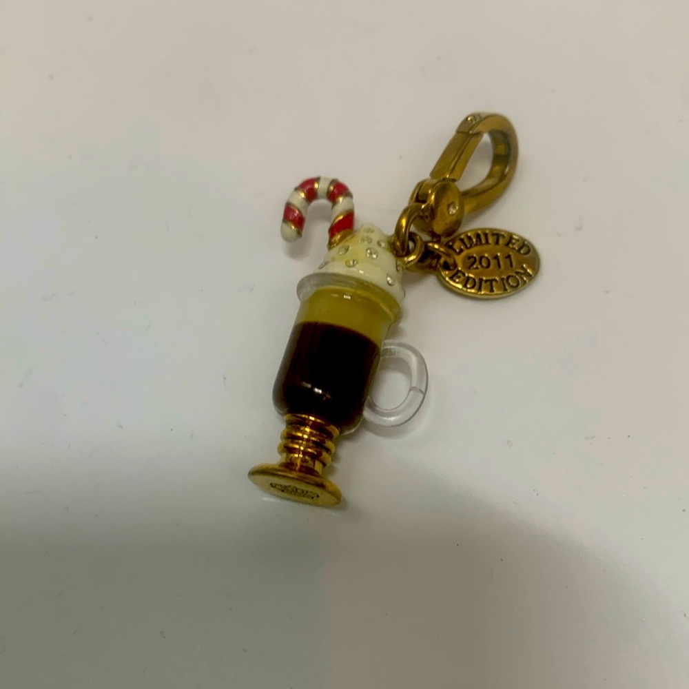 New Juicy Couture Christmas Hot Chocolate tall drink charm limited edition 2011